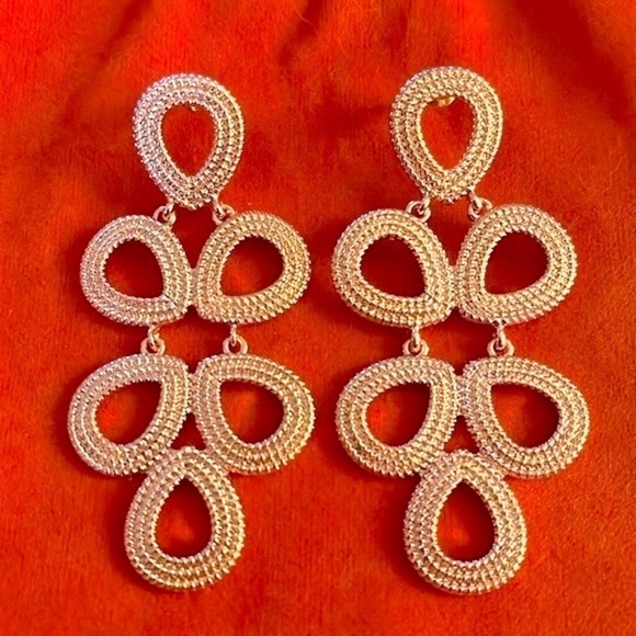 Brand New Chevaux Rose Gold Tone Bold Statement Drop Earrings - Picture 9 of 12